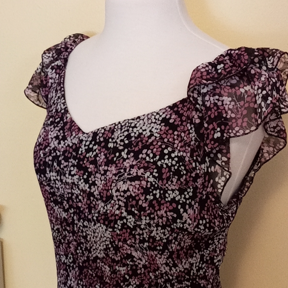 Ruffled Sleeveless Floral Top
